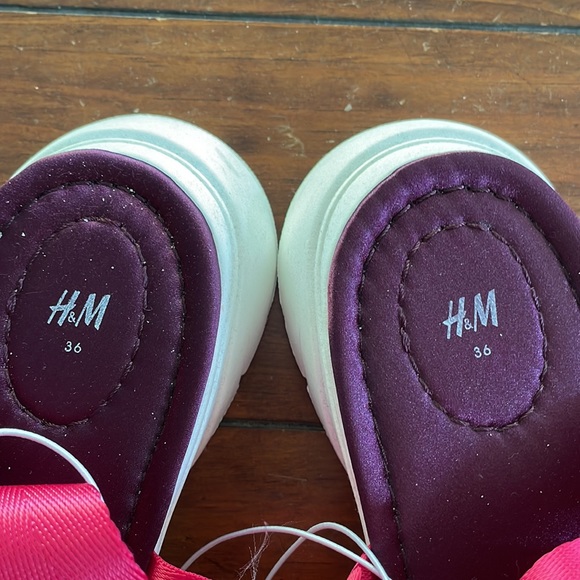 H&M sandals (sz 5.5) - Picture 5 of 10
